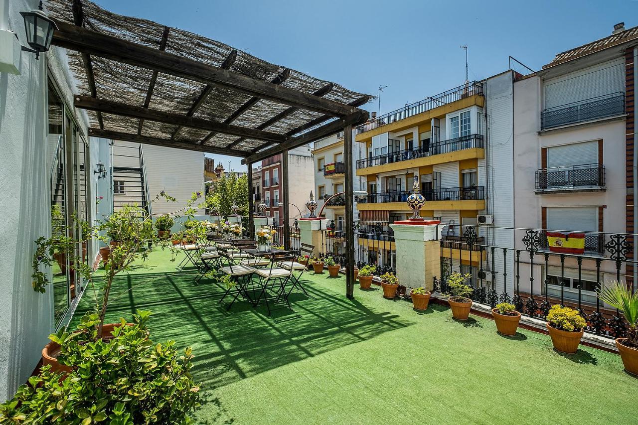 Noches De Triana Hotel Seville Exterior photo
