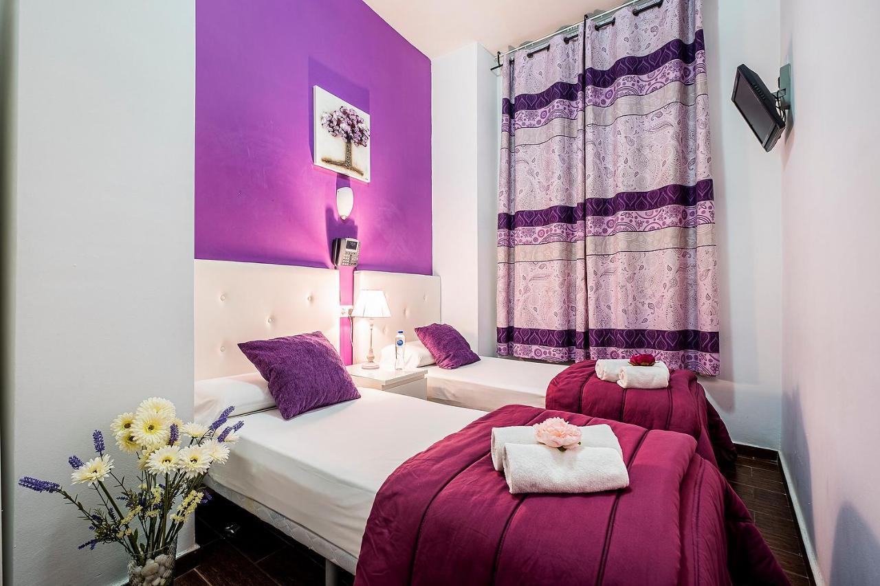 Noches De Triana Hotel Seville Exterior photo