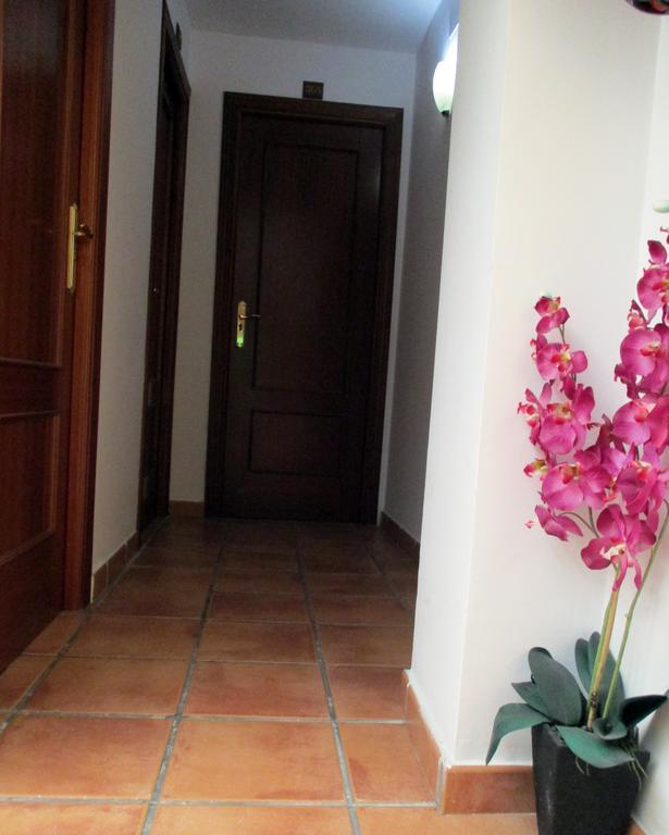Noches De Triana Hotel Seville Exterior photo