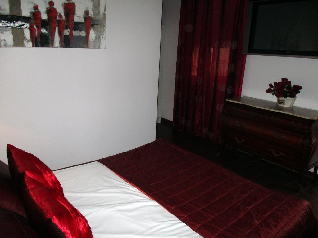 Noches De Triana Hotel Seville Exterior photo